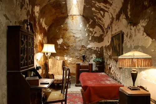 Capone cell Eastern State Penitentiary